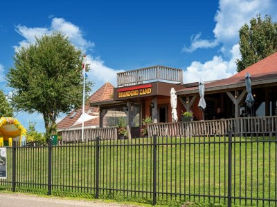 Holiday house Schönes Haus in Kerkdriel am Wasser - Environment photo 34