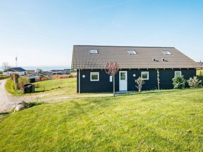 Holiday house 10 person holiday home in Rønde-By Traum - Outdoor photo 4