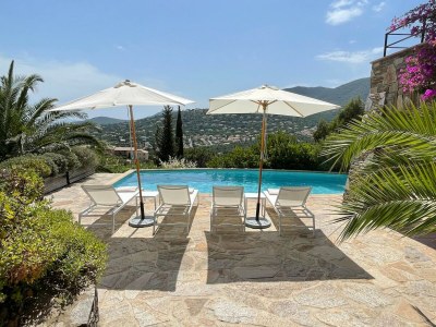 Villa Villa in Cavalaire with Sea View & Pool - Outdoor photo 9