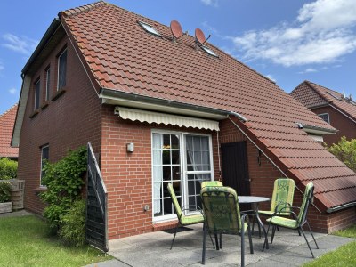 Holiday house Doppelhaushälfte in Neßmersiel in East Frisia - Holiday house