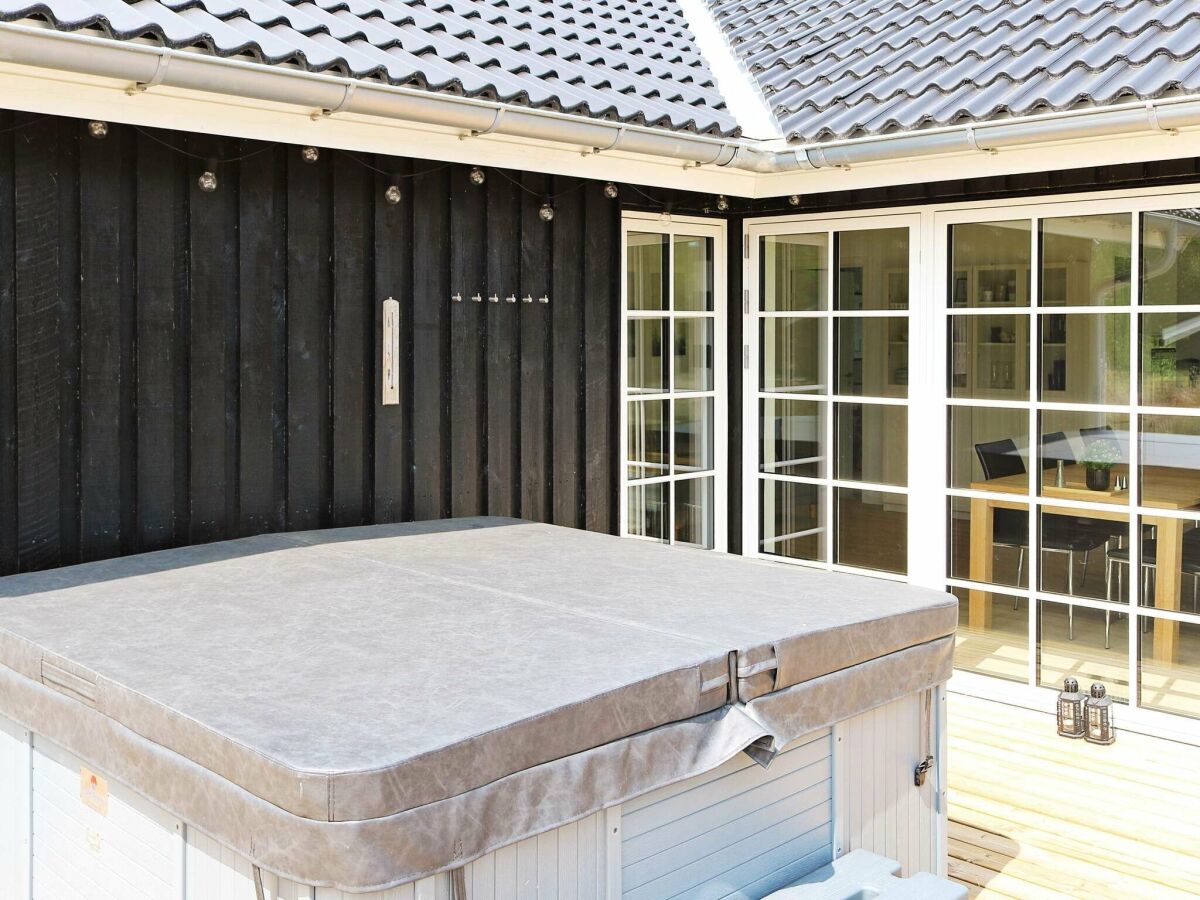 Holiday house 8 person holiday home in Hadsund-By Traum - Outdoor photo 4