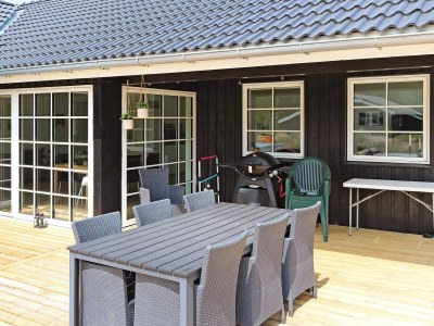 Holiday house 8 person holiday home in Hadsund-By Traum - Outdoor photo 2
