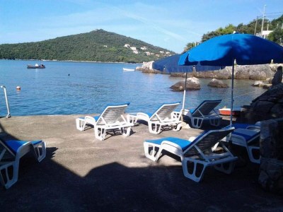 Apartment Apartments Rašica Molunat - Triple Room Sea View - Outdoor photo 20