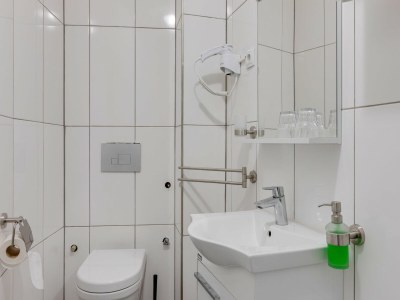 Apartment Apartment in Oberhausen near Lake & River - Features photo 11