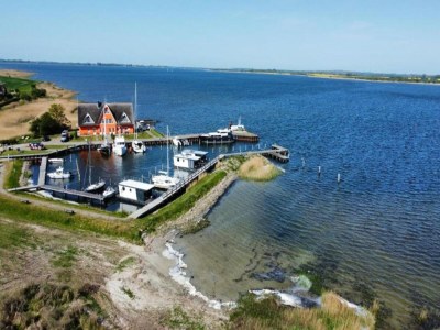 Holiday house Ferienhaus Breetzer Boddentraum in Vieregge - Environment photo 14