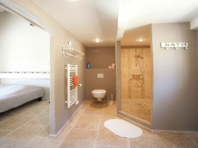 Villa Villa in der Provence mit Infinity-Pool - Features photo 21