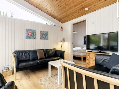 Holiday house 8 Personen Ferienhaus in Væggerløse-By Traum - Outdoor photo 15