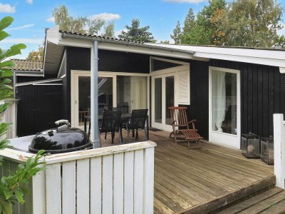 Holiday house 8 Personen Ferienhaus in Væggerløse-By Traum - Outdoor photo 17