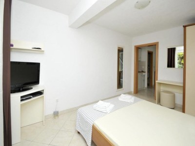 Apartment Apartments Villa Moonlight - One Bedroom Apartment with Sea View Balcony and Terrace (Sandra) - Features photo 9