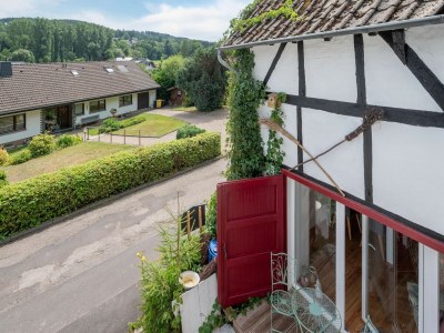 Holiday house Charmantes Ferienhaus in Schleiden mit Terrasse - Outdoor photo 12