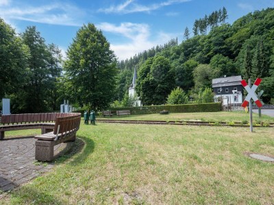 Holiday house Charmantes Ferienhaus in Schleiden mit Terrasse - Environment photo 34