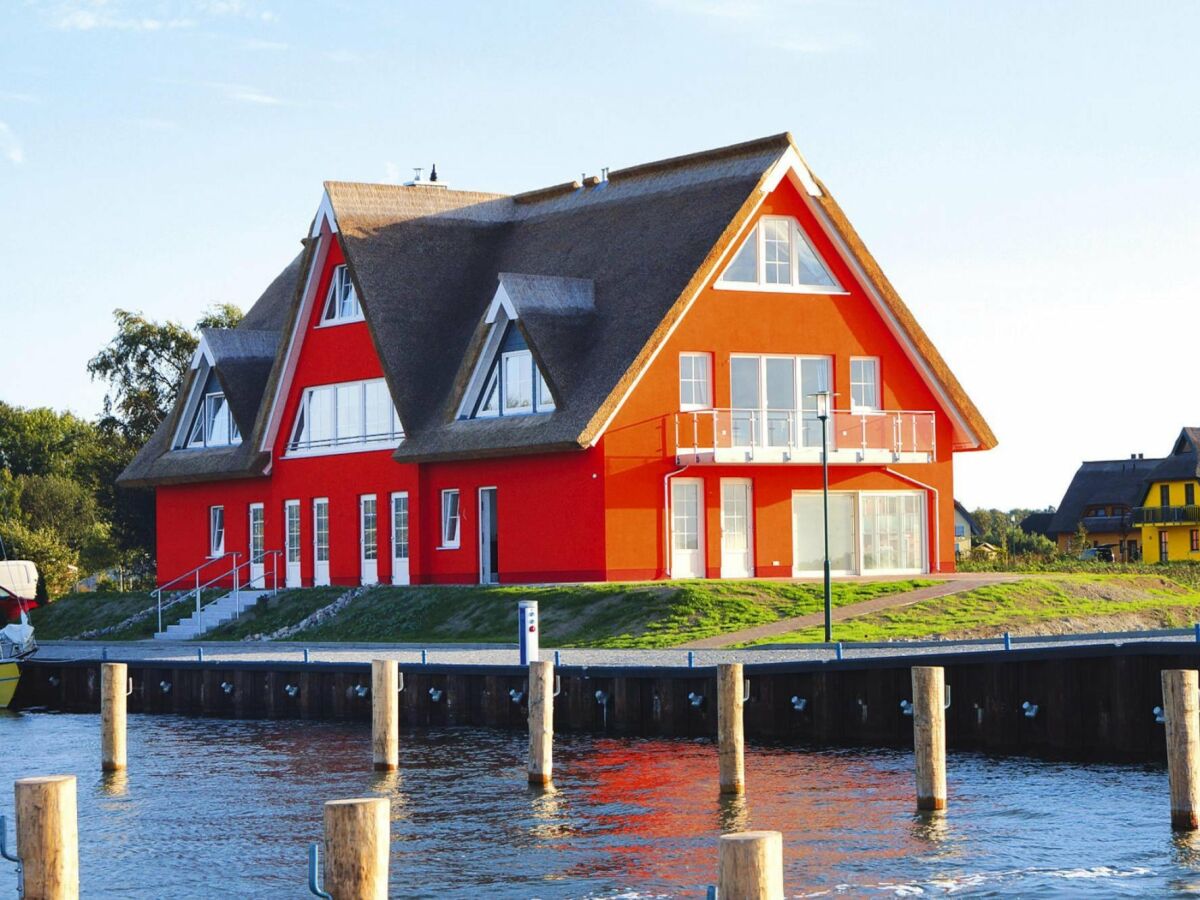 Apartment Ferienwohnung Seemצwe im Fהhrhaus Vieregge