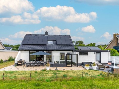 Holiday house Orchismient 17 Family Villa - Outdoor photo 2