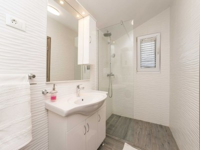 Apartment Apartments Maza - One Bedroom Apartment with Balcony  (Angela) - Features photo 20