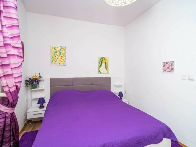 Apartment Apartments & Rooms Mara & Petrunjela - Two Bedroom Apartment with Terrace and Sea View - Features photo 20