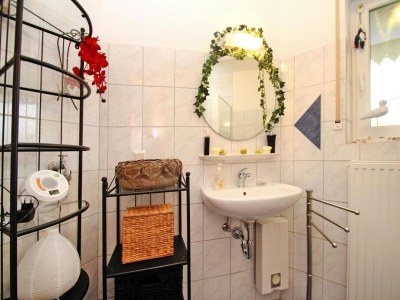 Apartment Ferienwohnung Kapitänskajute in Dornumersiel - Features photo 10