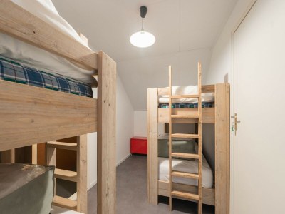 Farmhouse Farmhouse in Elsendorp with Garden - Features photo 32