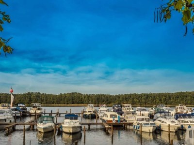 Holiday house Bootshaus in Mirow mit überdachter Terrasse - Outdoor photo 13