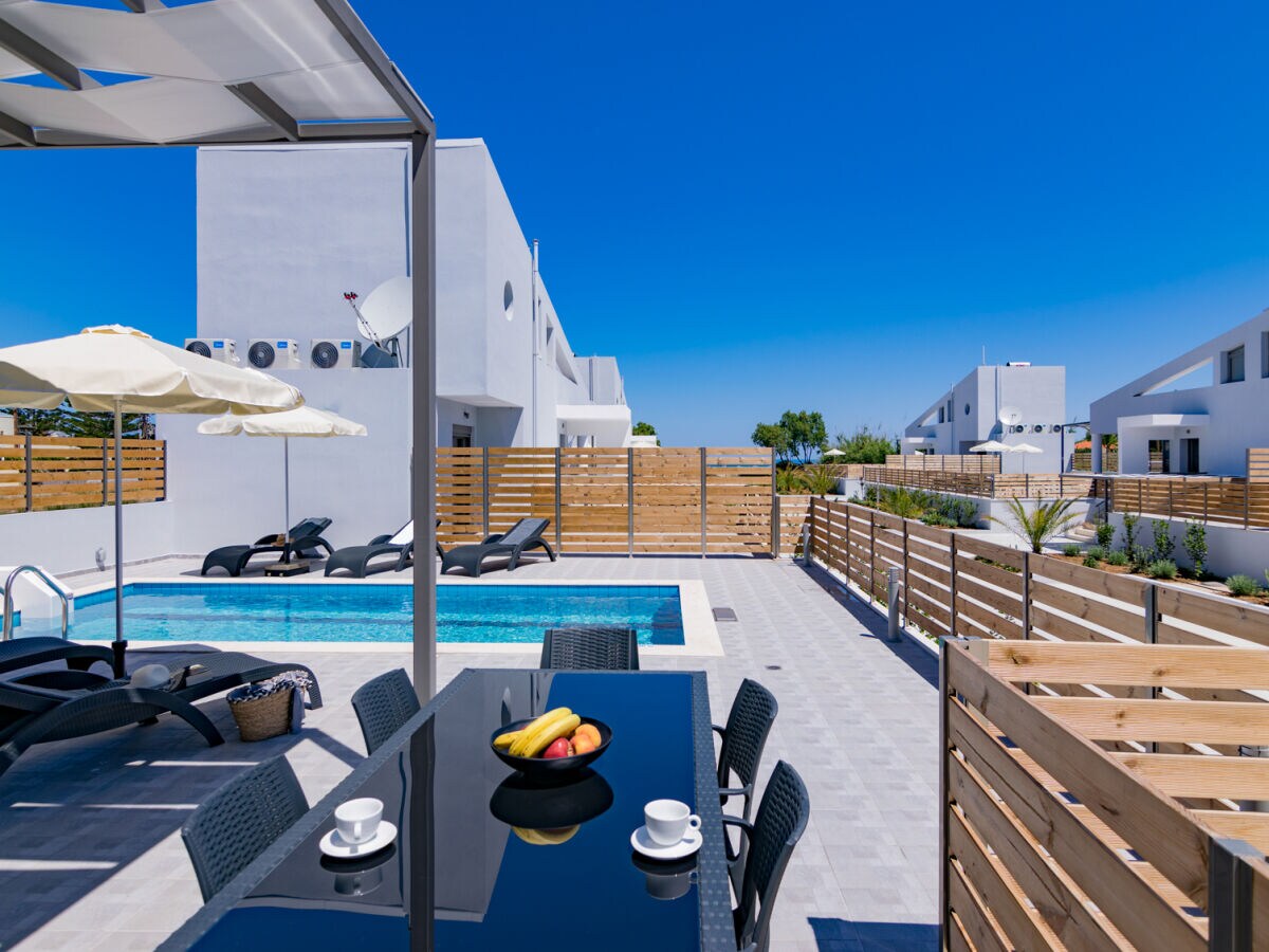 Holiday house Villa Premium Beach 4 - Video available | Pool, beach location & sea view - - Outdoor photo 4