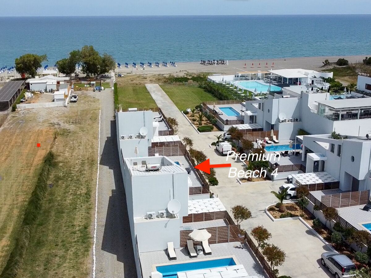 Holiday house Villa Premium Beach 4 - Video available | Pool, beach location & sea view - - Outdoor photo 5