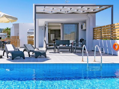 Holiday house Villa Premium Beach 4 - Video available | Pool, beach location & sea view - - Outdoor photo 7