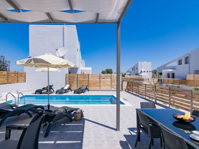 Holiday house Villa Premium Beach 4 - Video available | Pool, beach location & sea view - - Outdoor photo 11