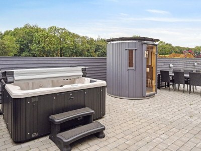 Holiday house Luxurioser Familienruckzug -- By Traum Ferienwohnungen - Outdoor photo 15