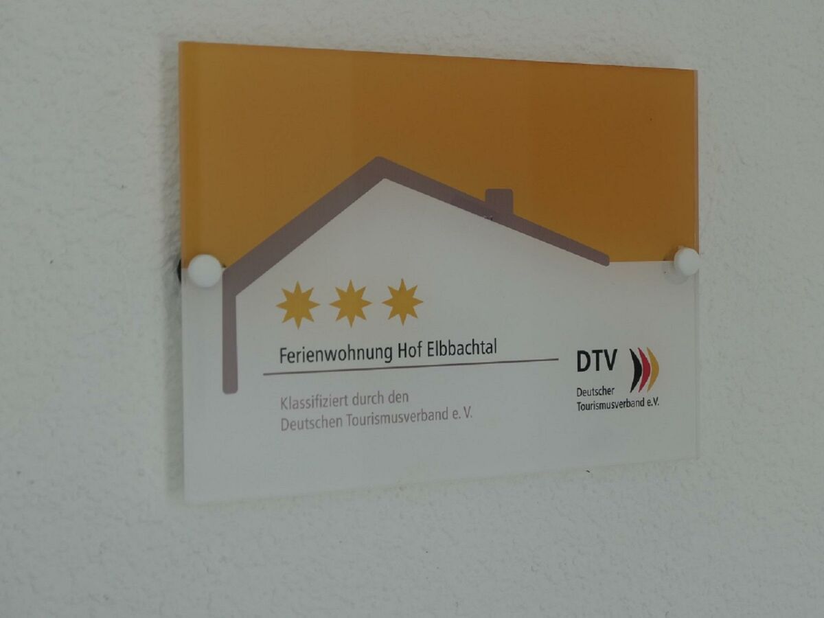 Apartment 4 Bett-Fewo Elbbachblick - Outdoor photo 2