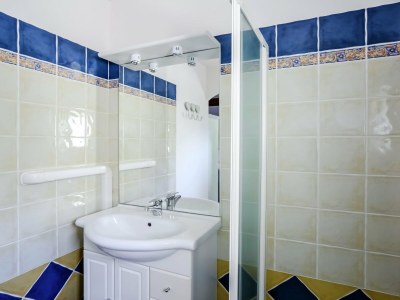 Holiday house Holiday Home in Bormes-les-Mimosas near Sea - Features photo 15