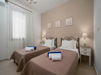 Apartment Villa in Kamilari near Kid-Friendly Beach - Features photo 27