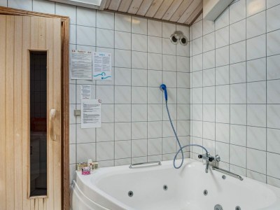 Holiday house 10 person holiday home in Dannemare-By Traum - Outdoor photo 60