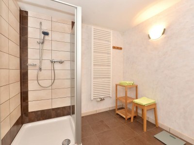 Holiday house Waldlerhaus von 1848 TOP Renoviert - Features photo 12