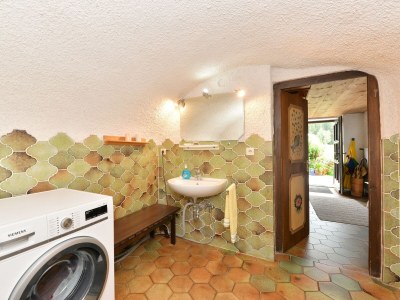 Holiday house Waldlerhaus von 1848 TOP Renoviert - Features photo 19