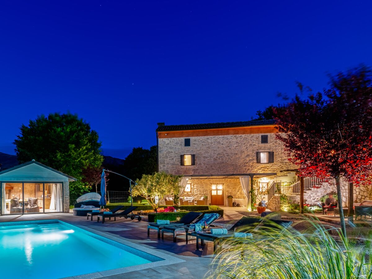 Holiday house Veselici