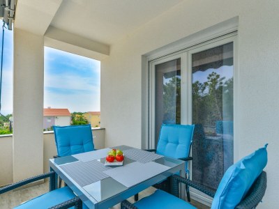 Holiday apartment Olujic 1 - Outdoor photo 8