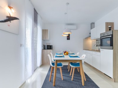 Holiday apartment Olujic 1 - Features photo 21