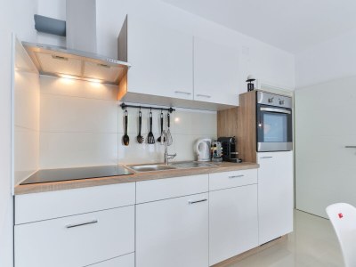 Holiday apartment Olujic 1 - Features photo 23