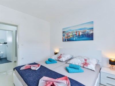 Holiday apartment Olujic 1 - Features photo 24