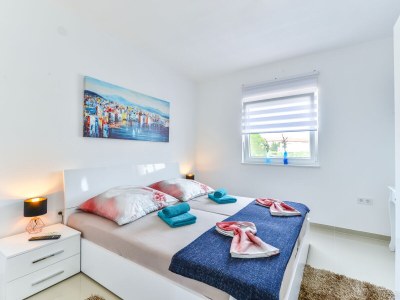 Holiday apartment Olujic 1 - Features photo 25