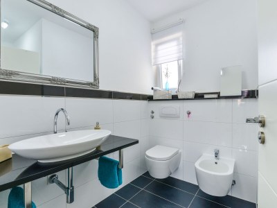 Holiday apartment Olujic 1 - Features photo 28