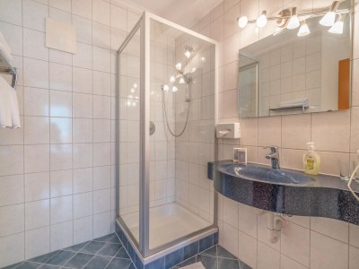 Apartment Apartment in Stubaital near Ski Lift - Features photo 7