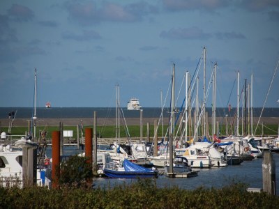 Apartment Ferienwohnung am Deich in Berumbur - Environment photo 13