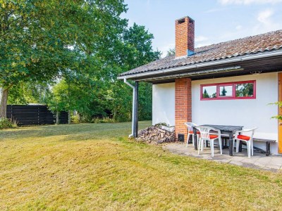Holiday house 4 person holiday home in Grenaa-By Traum - Outdoor photo 3