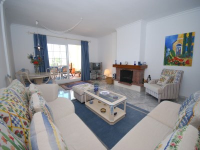 Apartment Apartment Near Beaches - Features photo 12