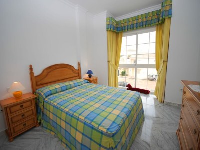 Apartment Apartment Near Beaches - Features photo 14