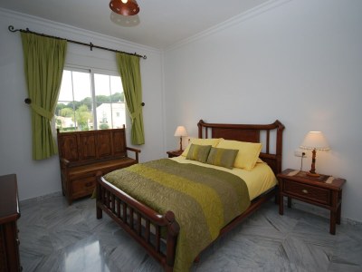 Apartment Apartment Near Beaches - Features photo 18