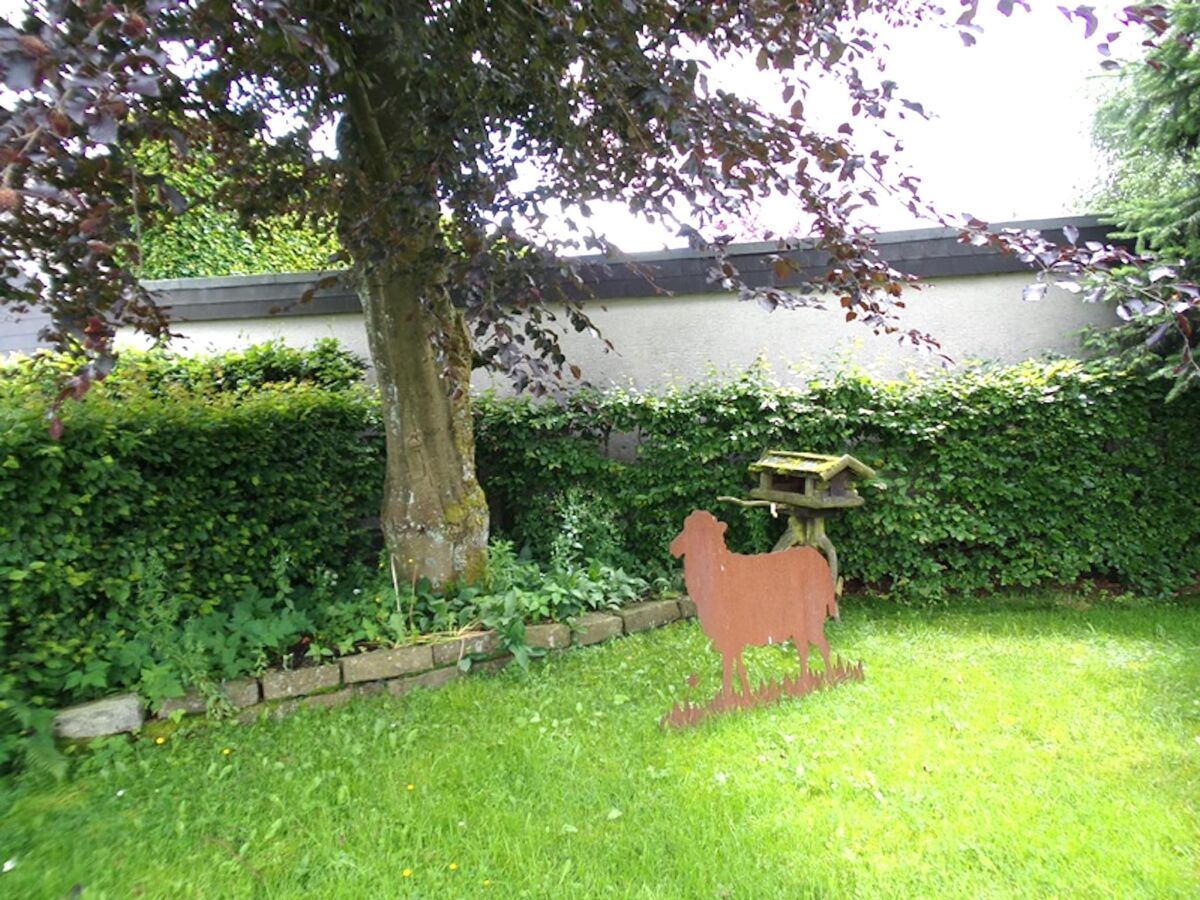 Holiday house Gemütliches Ferienhaus in Monschau mit Garten - Outdoor photo 2