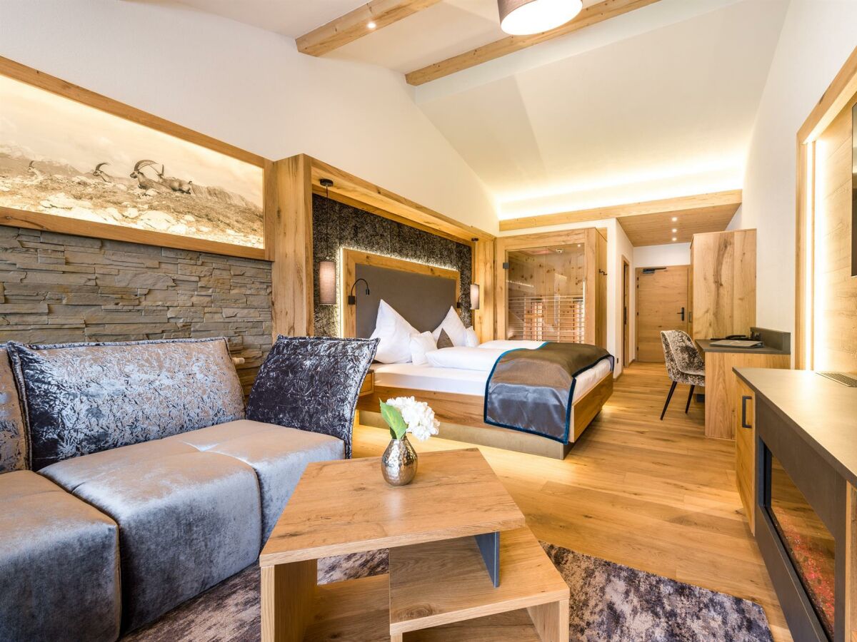 Holiday room Suite, Dusche, WC, Deluxe