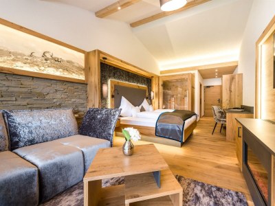 Holiday room Suite, Dusche, WC, Deluxe in Holzgau - Holiday room