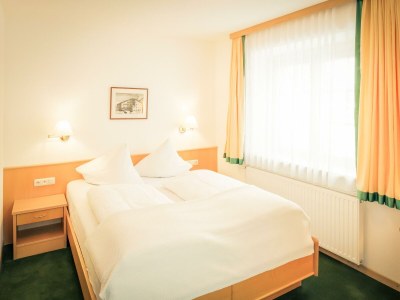 Holiday room Doppelzimmer Classic ab 3 Nächte - Features photo 42